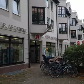 Aussenansicht der Adler-Apotheke