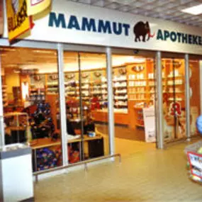 Aussenansicht der Mammut-Apotheke