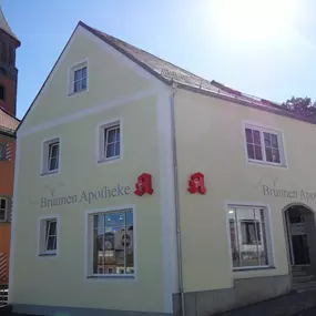 Aussenansicht der Brunnen-Apotheke