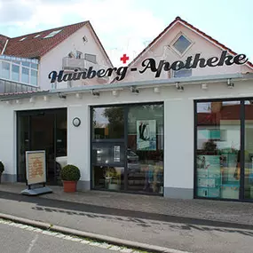 Aussenansicht der Hainberg-Apotheke