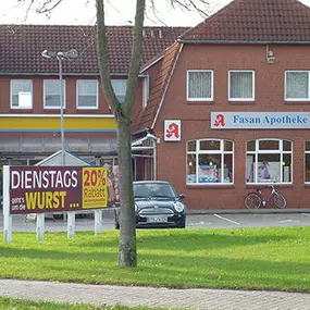 Aussenansicht der Fasan Apotheke