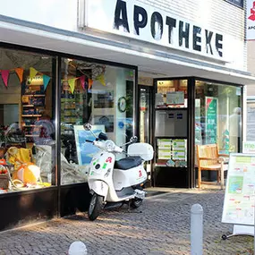 Aussenansicht der Klövensteen-Apotheke