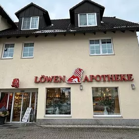 Aussenansicht der Löwen-Apotheke