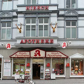 Aussenansicht der Hirsch-Apotheke