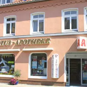 Aussenansicht der Hubertus-Apotheke