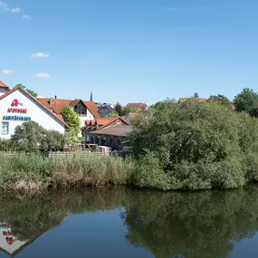 Aussenansicht der Brücken Apotheke