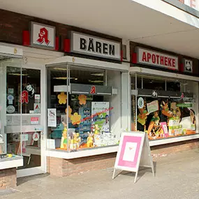 Aussenansicht der Bären-Apotheke