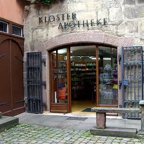 Aussenansicht der Kloster-Apotheke