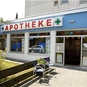 Aussenansicht der Falken-Apotheke