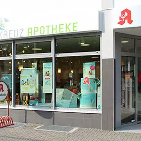 Aussenansicht der Kreuz-Apotheke