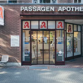 Aussenansicht der Passagen-Apotheke