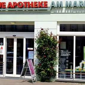 Aussenansicht der Neue-Apotheke am Markt