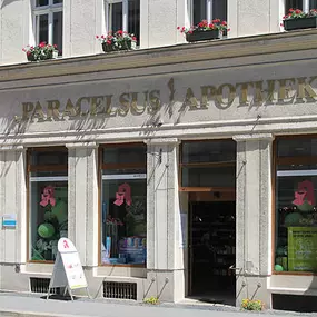 Aussenansicht der Paracelsus-Apotheke