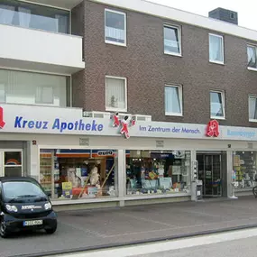 Aussenansicht der Kreuz-Apotheke