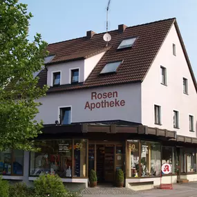 Aussenansicht der Rosen-Apotheke