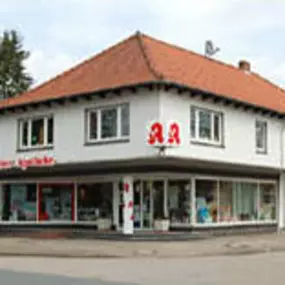 Aussenansicht der Finteler Apotheke