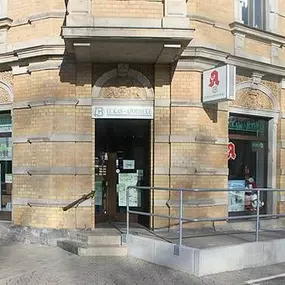 Aussenansicht der Lukas-Apotheke