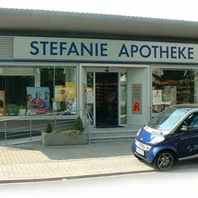 Aussenansicht der Stefanie Apotheke