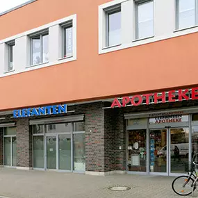 Aussenansicht der Elefanten Apotheke