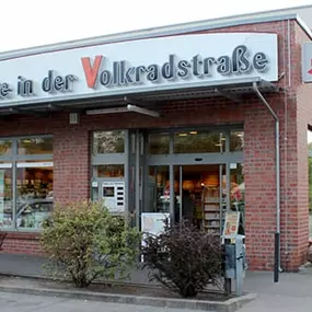 Aussenansicht der Apotheke in der Volkradstraße