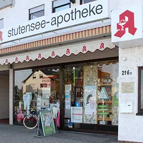 Aussenansicht der Stutensee-Apotheke Blankenloch