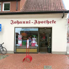 Aussenansicht der Johanni-Apotheke