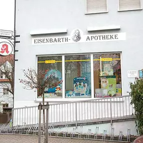 Aussenansicht der Eisenbarth-Apotheke