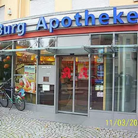 Aussenansicht der Burg-Apotheke