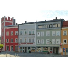 Aussenansicht der Kloster-Apotheke am Steinmarkt