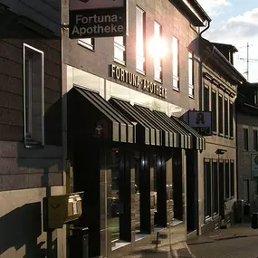 Aussenansicht der Fortuna-Apotheke