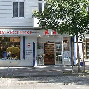 Aussenansicht der Bavaria-Apotheke Berlin