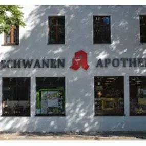 Aussenansicht der Schwanen-Apotheke