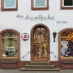 Aussenansicht der Alte Apotheke von 1837