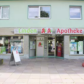 Aussenansicht der Linden-Apotheke Lichterfelde