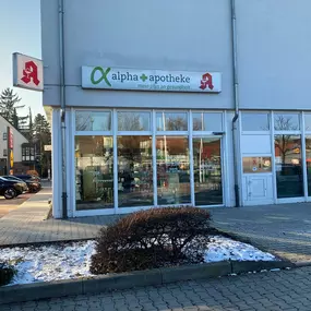 Aussenansicht der Alpha-Apotheke