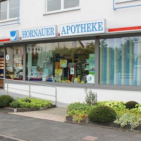 Aussenansicht der Hornauer Apotheke