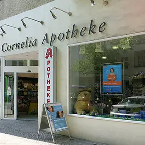 Aussenansicht der Cornelia-Apotheke