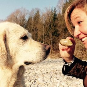 Lena Pritscher & Emma - Hundeausbildung | teamtraining Mensch & Hund | München