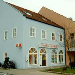 Aussenansicht der Franken-Apotheke