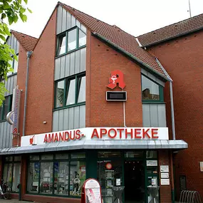 Aussenansicht der Amandus Apotheke