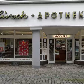 Aussenansicht der Hirsch-Apotheke