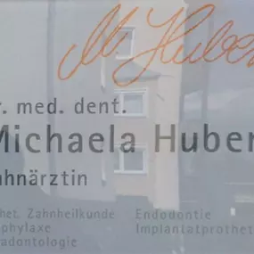 Bild von Zahnärztin Dr. med. dent. Michaela Huber