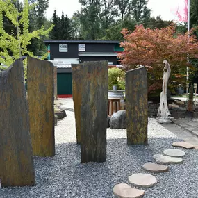 Bild von Kies & Natursteine Becher