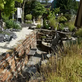 Bild von Kies & Natursteine Becher