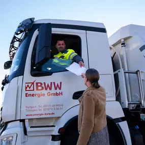 BWW LKW Dokumentenübergabe