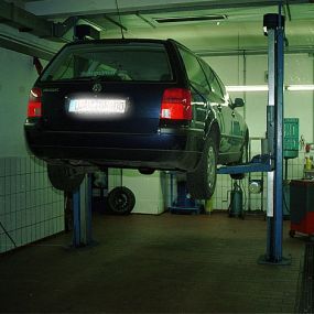 Bild von Kfz-Reparaturwerkstatt Scharrer GmbH & Co. KG