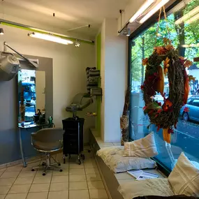 Friseur Köln I Vesna Perings Haartechnik