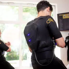 EMS Training mit der kabellosen SmartWear von Bodystreet