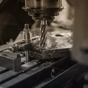 Bild von Vollmer Präzisionstechnik GmbH | Hydraulikzylinder | CNC- und mehr