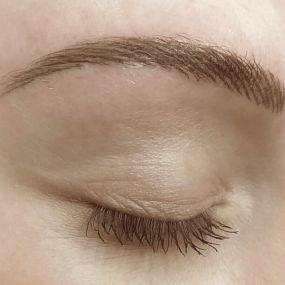 PMU Permanent Make Up Augenbrauen, natürliche perfekte Augenbrauen, Härchenzeichnung, Schattierung, PMU Studio in Thüringen, Bad Langensalza